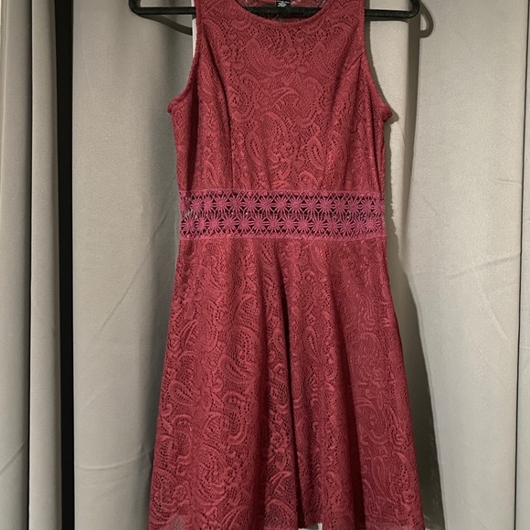 Size M Red dress - Picture 1 of 5